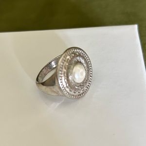 Lucky Brand Silver Tone Pearl Element Medallion Ring | Sz 7